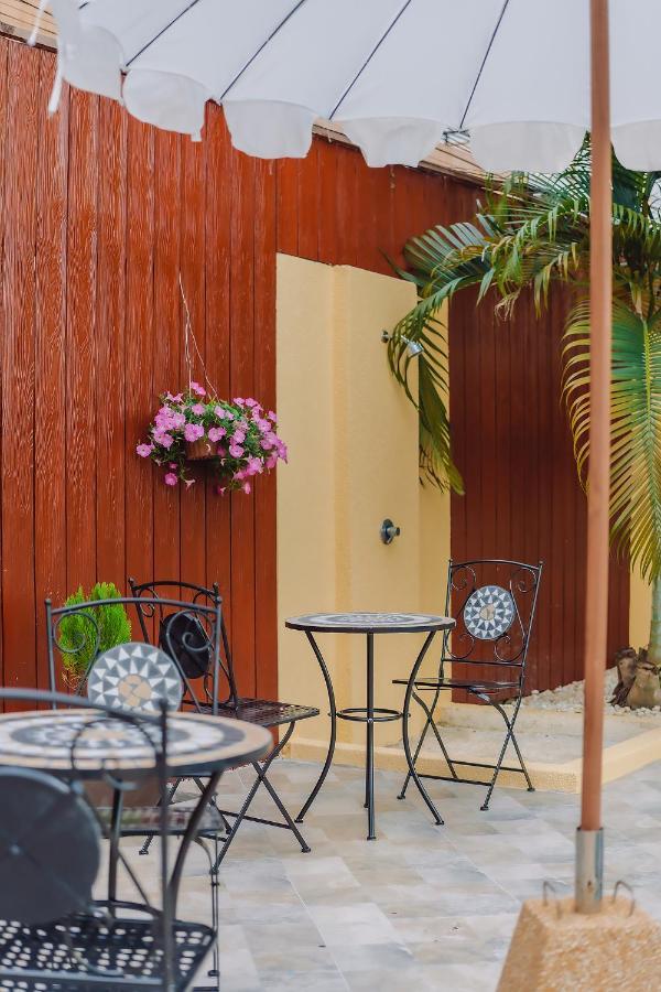 Bauman Ville Hotel Phuket Ngoại thất bức ảnh