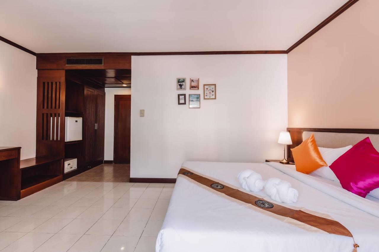 Bauman Ville Hotel Phuket Ngoại thất bức ảnh